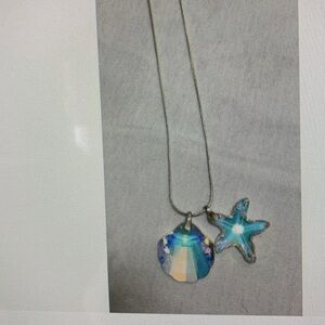 Iridescent Crystal Necklace Avenue Silver with Shell and Star
